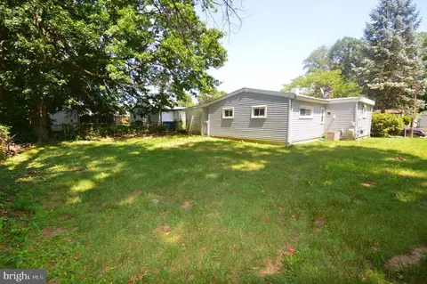 Exterior - 113 County Ave, Maple Shade, NJ 08052 photo 2 of 3