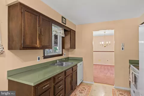Kitchen - 269 Burning Tree Rd, Delran, NJ 08075 photo 1 of 1
