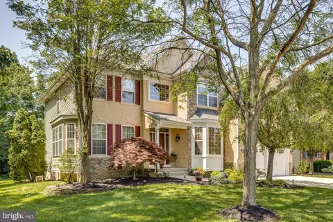 7 Gateswood Ct, Bordentown, NJ 08505