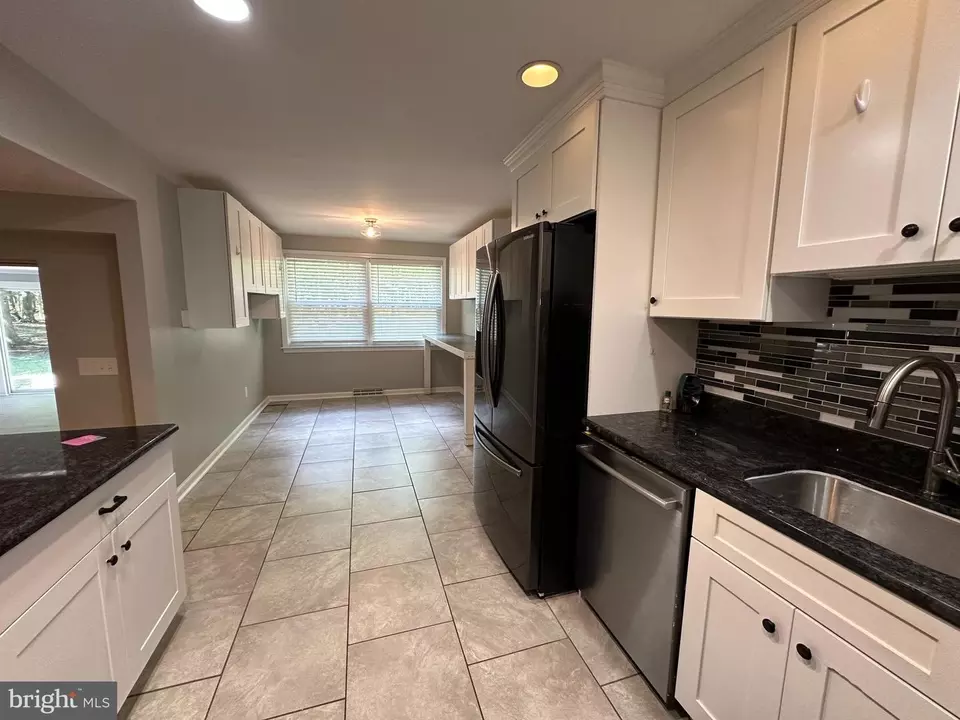 Kitchen - 565 Mckendimen Rd, Medford, NJ 08055 photo 3 of 4