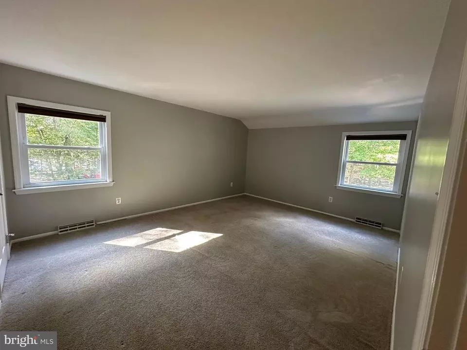 Bedroom - 565 Mckendimen Rd, Medford, NJ 08055 photo 4 of 6