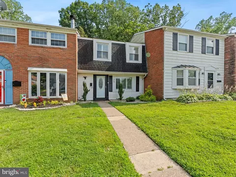 25 Roxborough Pl, Willingboro, NJ 08046