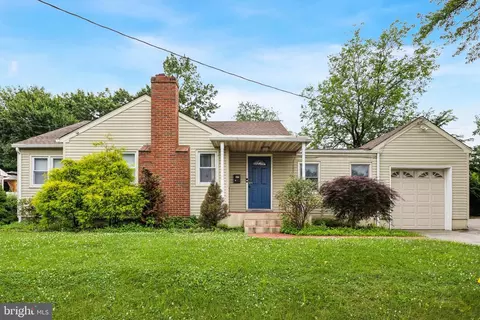 936 Woodlane Rd, Mount Holly, NJ 08060