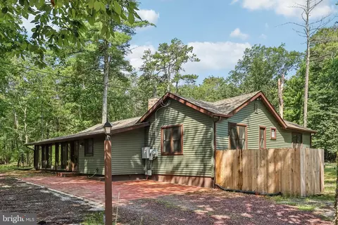 1322 Stokes Rd, Medford, NJ 08055