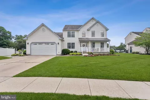 5 Toby Wells Ct, Delran, NJ 08075