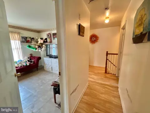 Entry Way - 36 E 3rd St, Florence, NJ 08518 photo 3 of 4