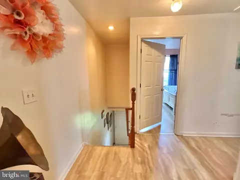 Entry Way - 36 E 3rd St, Florence, NJ 08518 photo 2 of 4