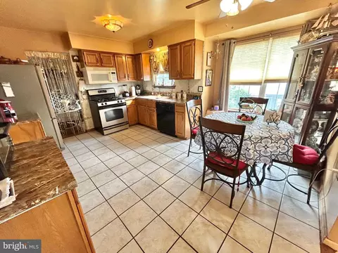 Kitchen - 36 E 3rd St, Florence, NJ 08518 photo 3 of 5