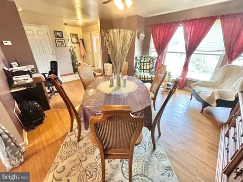 Dining - 36 E 3rd St, Florence, NJ 08518 photo 1 of 3