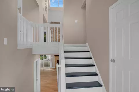 Entry Way - 110 Hopewell Rd, Marlton, NJ 08053 photo 14 of 14