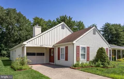 59 Saint Davids Pl, Southampton, NJ 08088