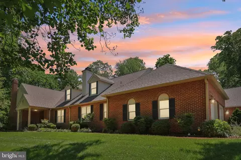 471 Windrow Clusters Dr, Moorestown, NJ 08057