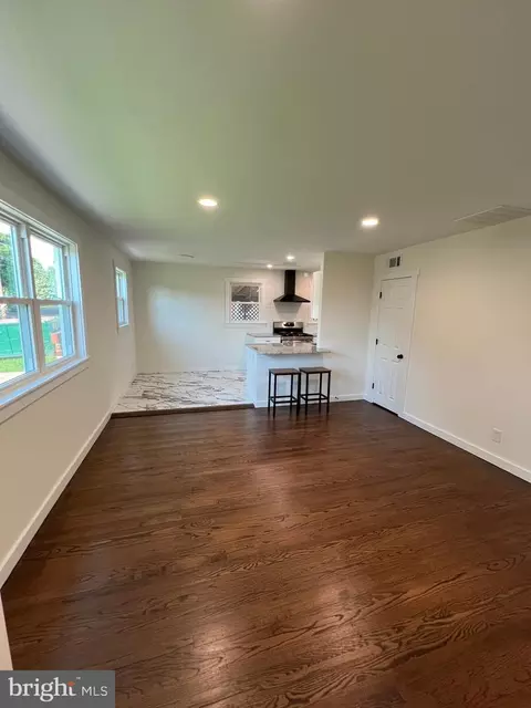 32 Woodbine Ave, Maple Shade, NJ 08052 photo 8