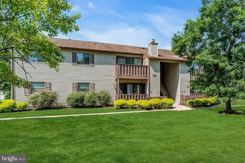 1205 Maresfield Ct, Marlton, NJ 08053