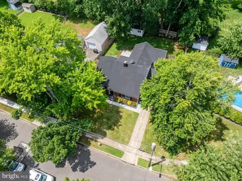 View/Area - 11 E Sutton Ave, Moorestown, NJ 08057 photo 1 of 5
