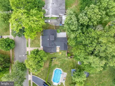 View/Area - 11 E Sutton Ave, Moorestown, NJ 08057 photo 3 of 5