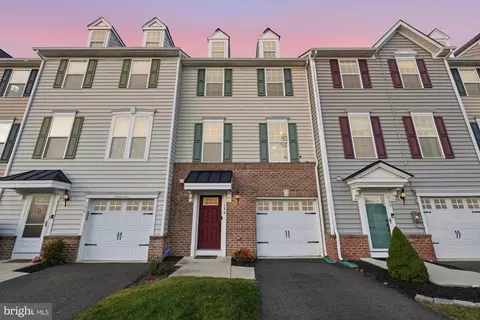 184 Star Dr, Mount Holly, NJ 08060
