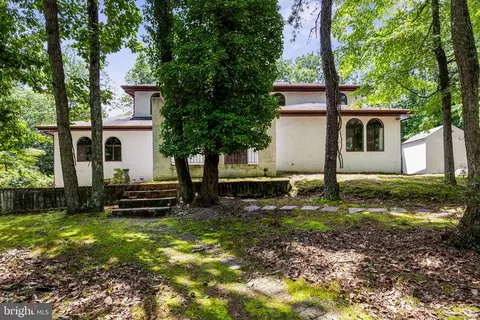 69 Tallowood Dr, Medford, NJ 08055