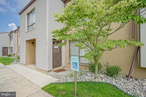 237 James Ct, Marlton, NJ 08053