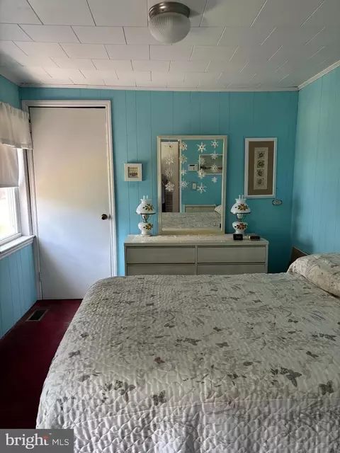 637 N Maple Ave, Maple Shade, NJ 08052 photo 11