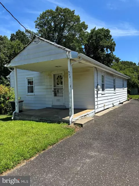 637 N Maple Ave, Maple Shade, NJ 08052 photo 3
