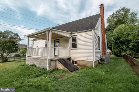 Exterior - 51 S Pine Ave, Maple Shade, NJ 08052 photo 4 of 6