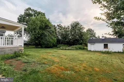 Exterior - 51 S Pine Ave, Maple Shade, NJ 08052 photo 5 of 6