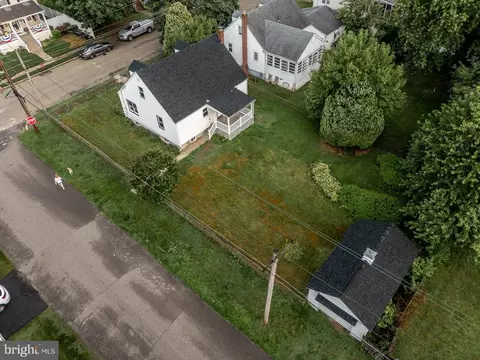 View/Area - 51 S Pine Ave, Maple Shade, NJ 08052 photo 3 of 4