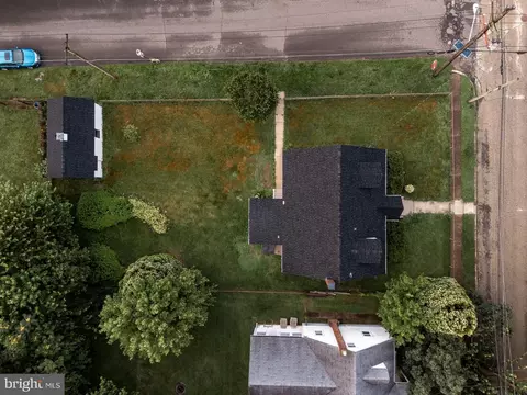 View/Area - 51 S Pine Ave, Maple Shade, NJ 08052 photo 2 of 4