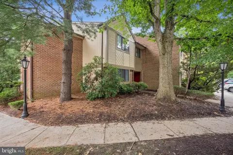 405 Cypress Point Cir # A, Mount Laurel, NJ 08054