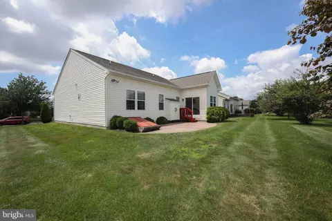 Exterior - 25 Applegate Dr, Florence, NJ 08518 photo 4 of 9