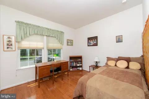 Bedroom - 25 Applegate Dr, Florence, NJ 08518 photo 1 of 9