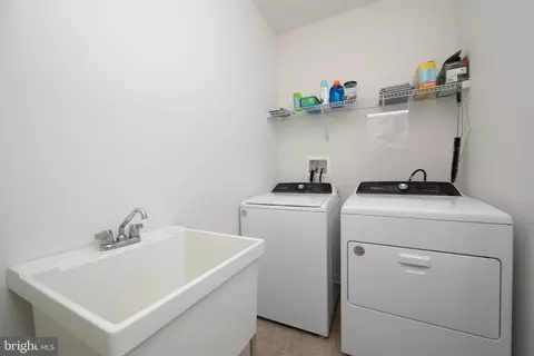 Other - 25 Applegate Dr, Florence, NJ 08518 photo 3 of 9
