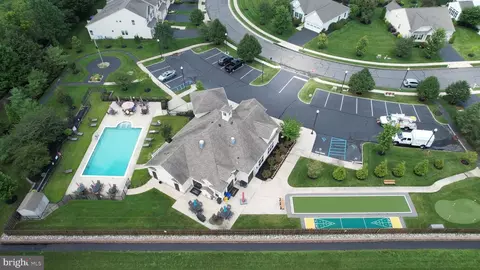 View/Area - 25 Applegate Dr, Florence, NJ 08518 photo 3 of 10