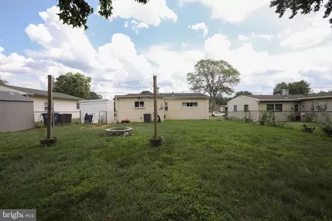 Exterior - 307 Ruth Ave, Maple Shade, NJ 08052 photo 5 of 6
