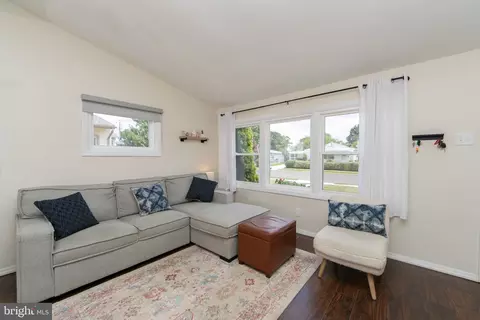 Living - 307 Ruth Ave, Maple Shade, NJ 08052 photo 1 of 1