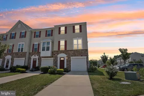 95 Benford Ln, Edgewater Park, NJ 08010