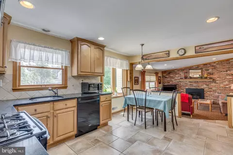 3 Eustace Ct, Marlton, NJ 08053 photo 11