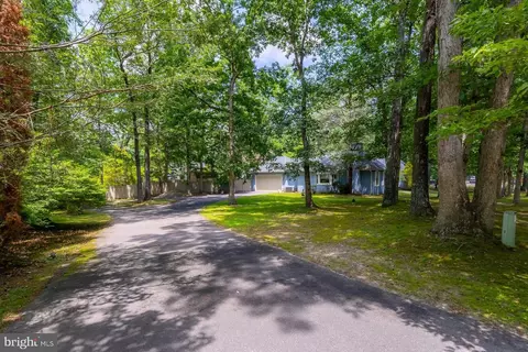 Exterior - 1 Castle Rd, Shamong, NJ 08088 photo 3 of 4