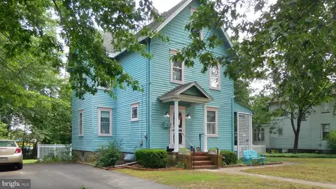 1008 Cooper St, Edgewater Park, NJ 08010