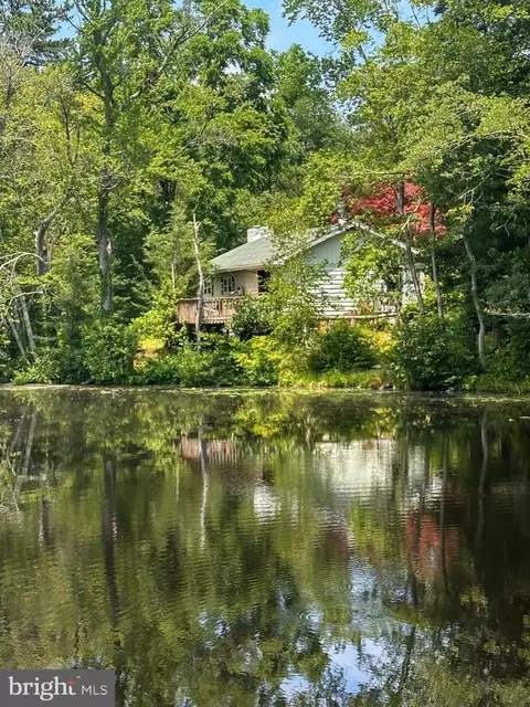 3 Orchid St, Browns Mills, NJ 08015