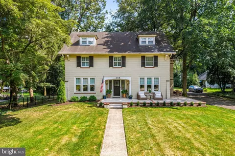 318 E Central Ave, Moorestown, NJ 08057