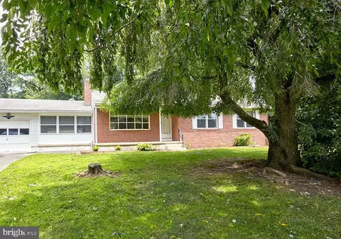 2173 Old York Rd, Florence, NJ 08518