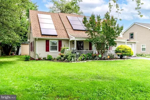 48 Hancock Ln, Willingboro, NJ 08046