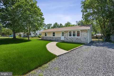 24 Wildgeese Cir, Browns Mills, NJ 08015