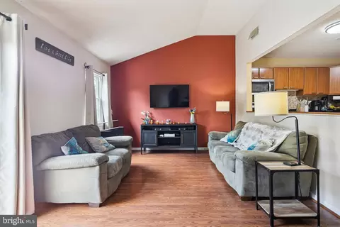 7 Regency Dr, Mount Holly, NJ 08060 photo 7