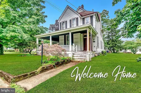 633 Main St, Lumberton, NJ 08048