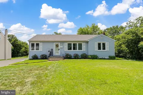 602 Rancocas Ave, Riverside, NJ 08075