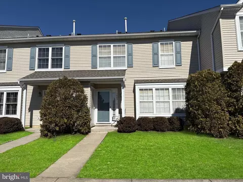 1203 Stokes Rd, Mount Laurel, NJ 08054