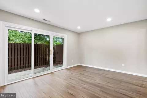 9 E Daisy Ln # A, Mount Laurel, NJ 08054 photo 8